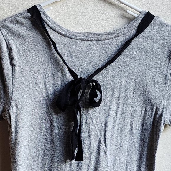 LOFT Gray Short Sleeve Jersey With Jeweled Neckline Size Small - Picture 15 of 15
